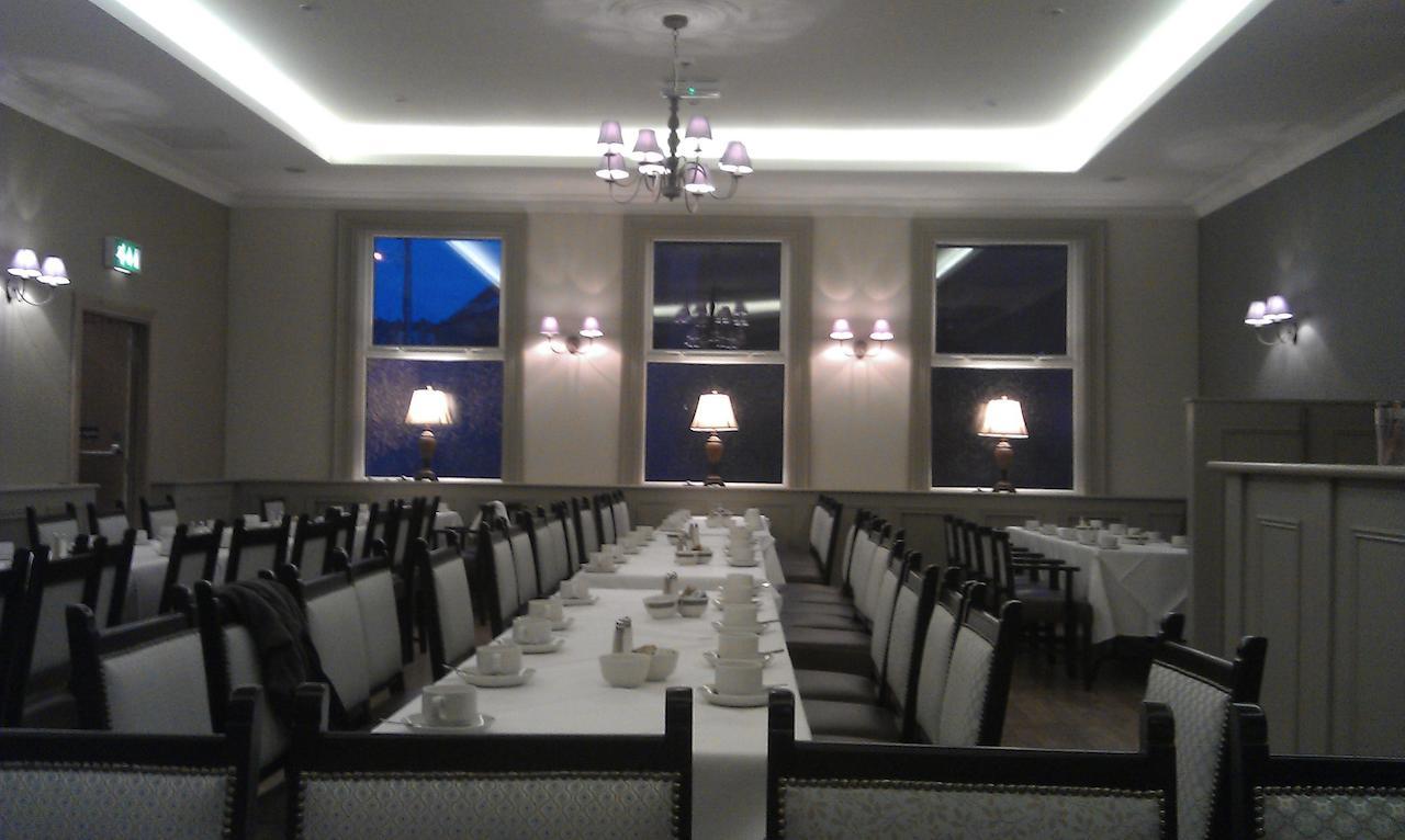 Creighton Hotel Clones Екстериор снимка